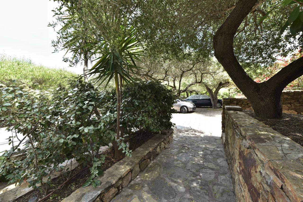 Villa Minda Lodge & View San Teodoro  Exterior foto